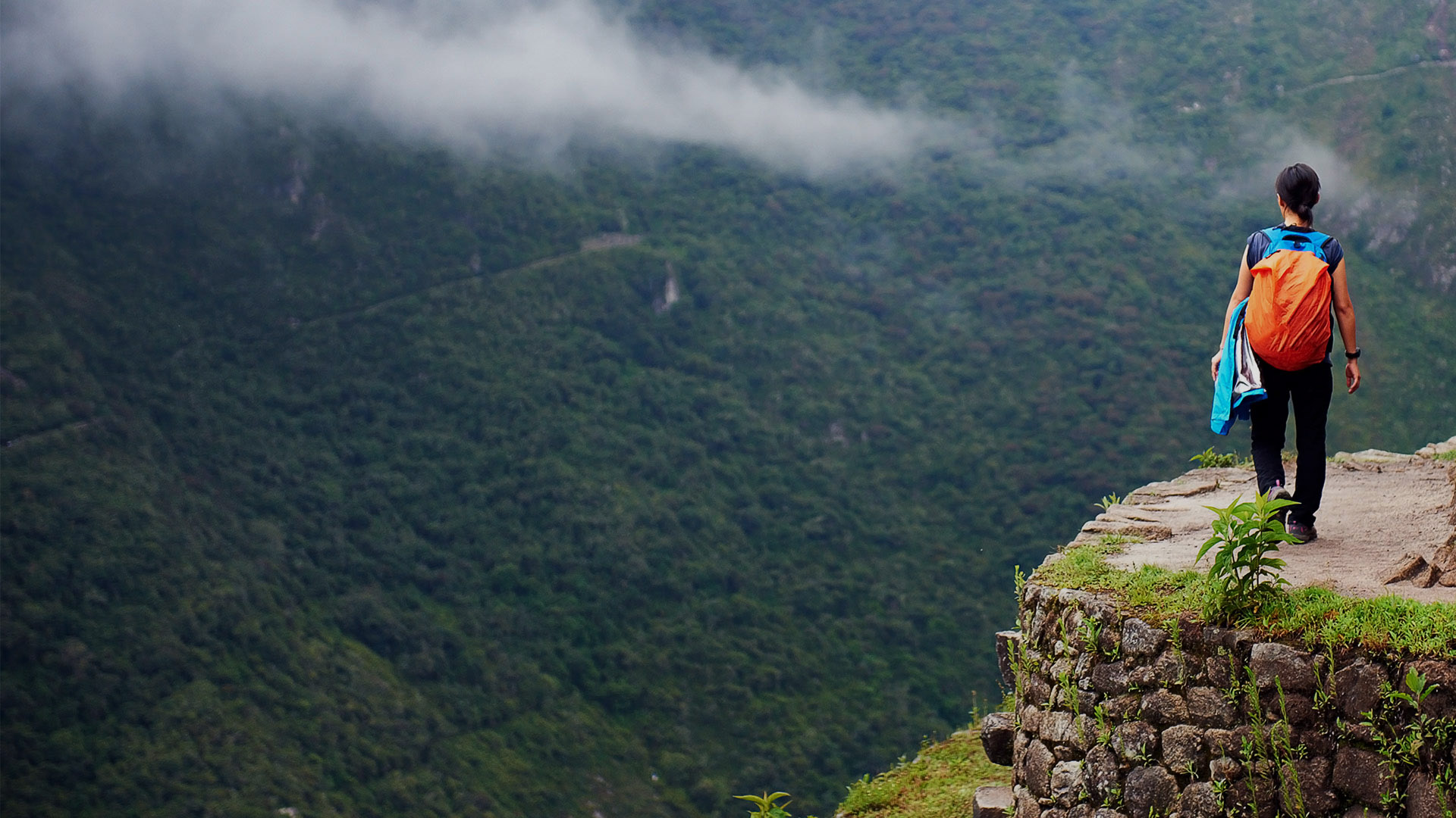 trekking a machu picchu